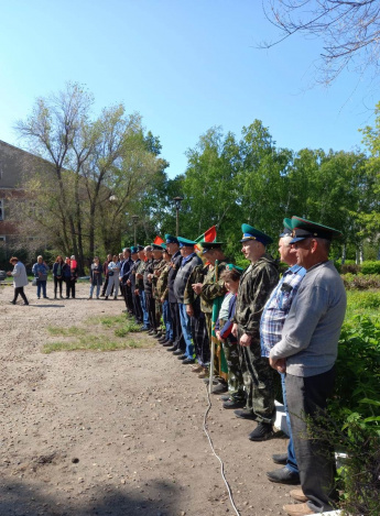 Пограничникам всех поколений